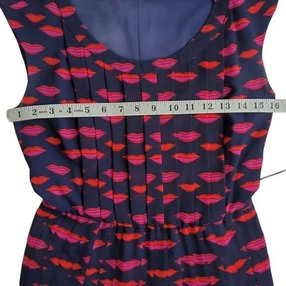 Halogen Sleeveless Pleated Dress Lined Belted Lips Print Women Size 0P - Picture 9 of 12